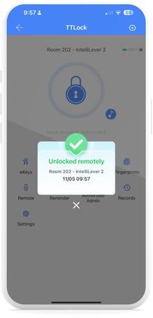 TTLock App_Remote unlock successful